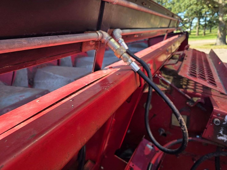 case-ih-1063-image-20