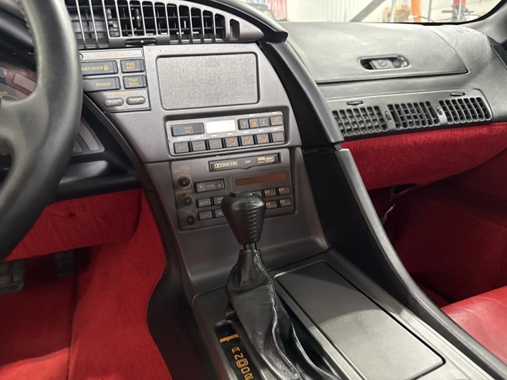 #1399-•-1990-chevrolet-corvette-convertible-car-image-39