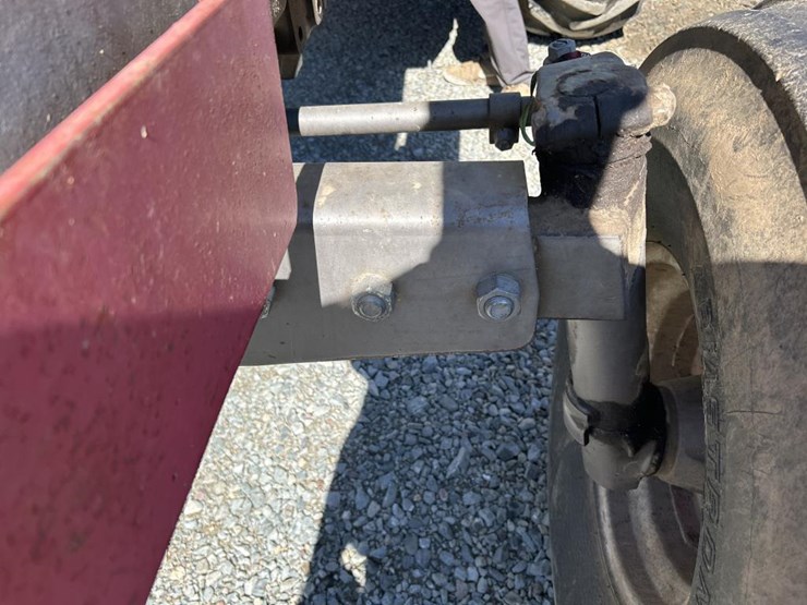 massey-ferguson-1100-image-24