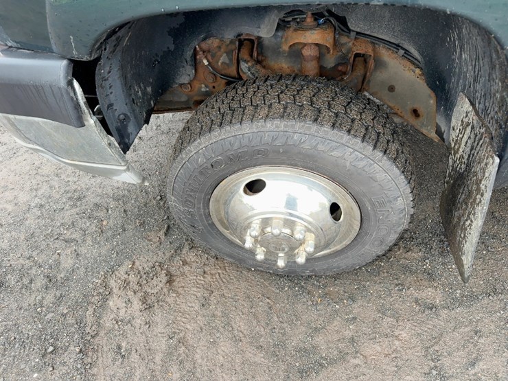 2003-chevrolet-silverado-2500hd-image-11