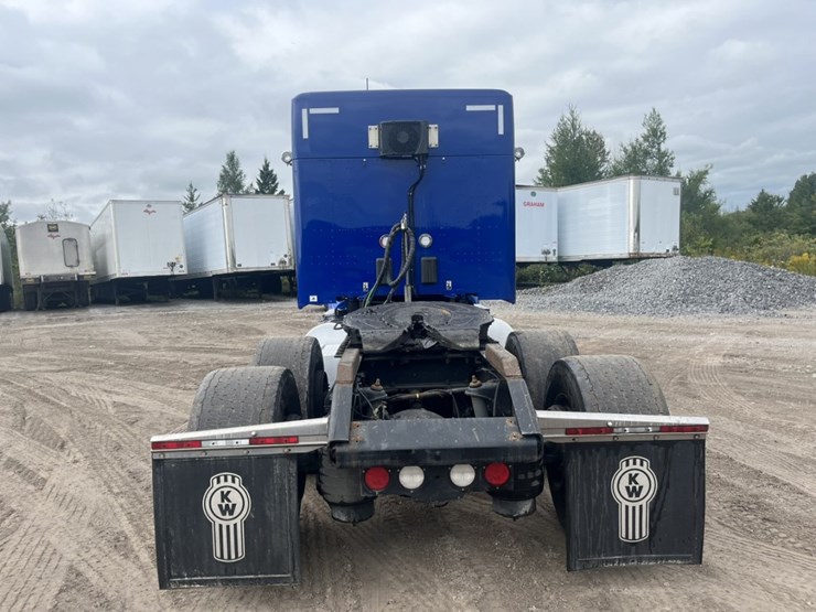 2020-kenworth-t680-image-4