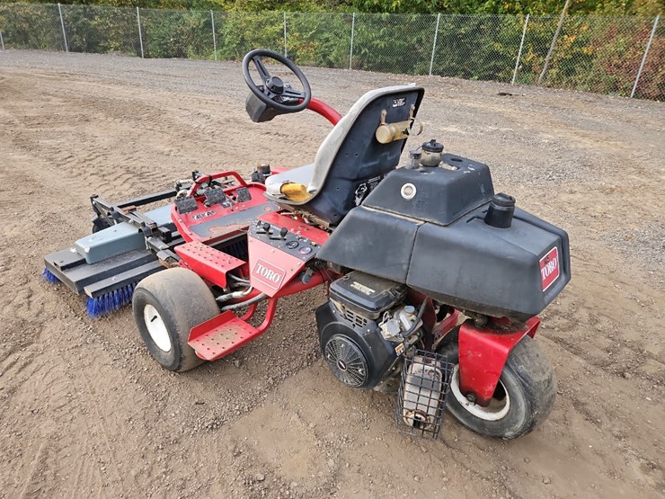 toro-greensmaster-3100-image-3