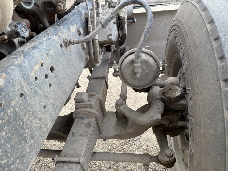 1995-ford-l9000-image-56
