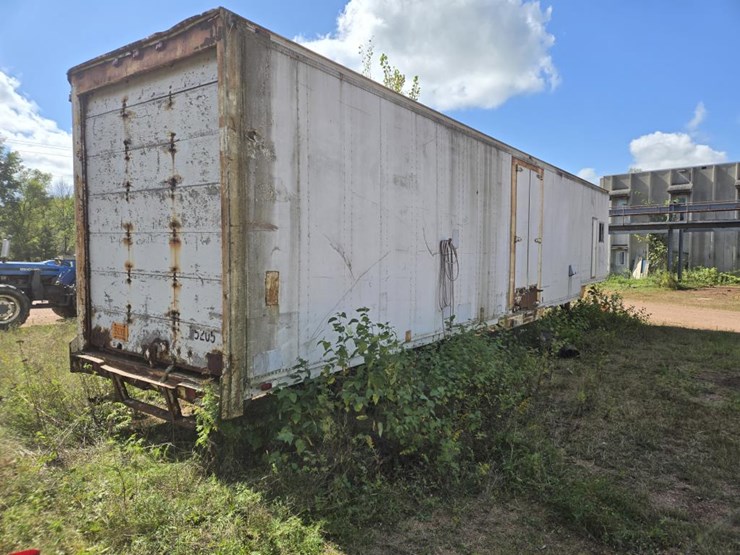 #1760-•-43’-dry-van-work-van-image-3