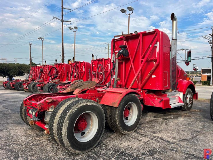 2009-kenworth-t800-image-2