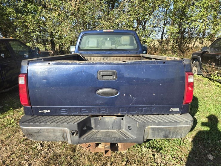2011-ford-f250-image-3