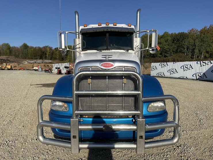 2007-peterbilt-386-image-8