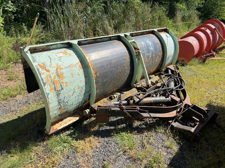 11'-power-angle-snow-plow-image-2