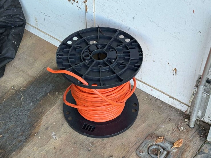 roll-of-10-gauge-3-wire-+-ground,-over-100’-left-on-spool-image-1