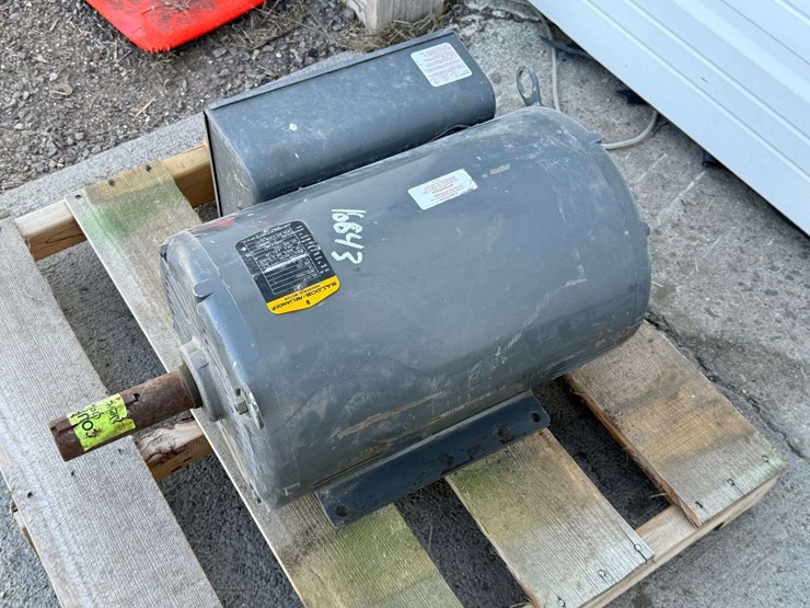 baldor-15hp-single-phase-fan-motor-that-will-fit-in-a-westeel-centrifugal-fan-image-3