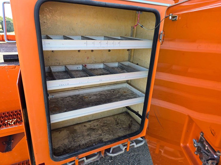 2006-international-durastar-4400-image-69