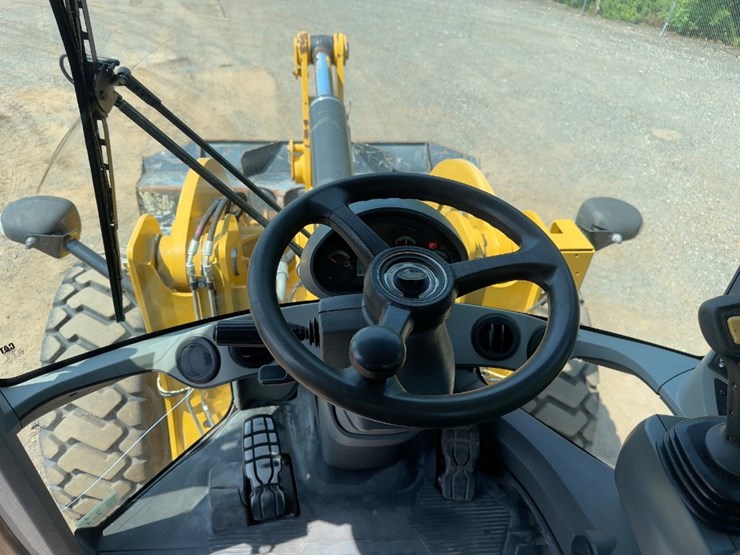 2016-caterpillar-938m-image-24