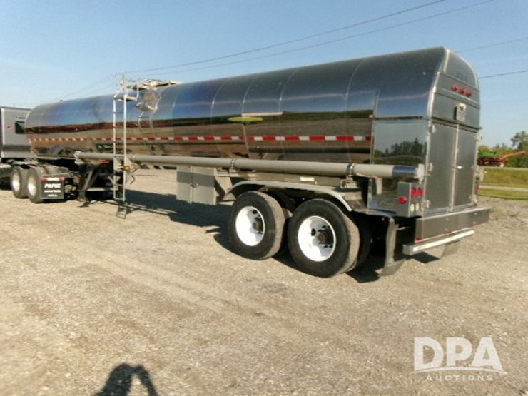2015-sts-tanker-trailer-(dr12210)-image-1