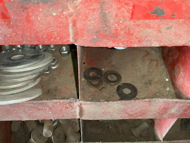 #120-•-coarse-thread-bolts-rack-and-contents-image-9