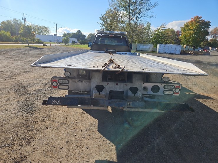 2014-ford-f550-xlt-image-6