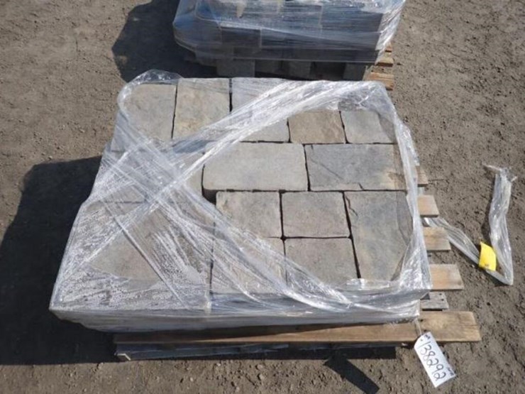 qty-of-(8)-skids-of-turfstone-pavers-&-decor-stone-image-7