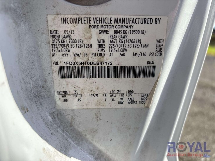 2013-ford-f550-image-5