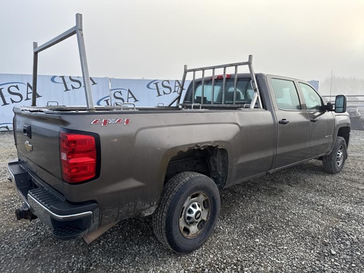 2015-chevrolet-2500-image-5