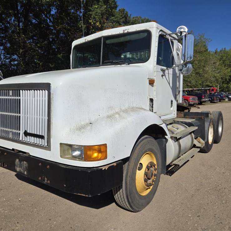 1996 INTERNATIONAL 9200