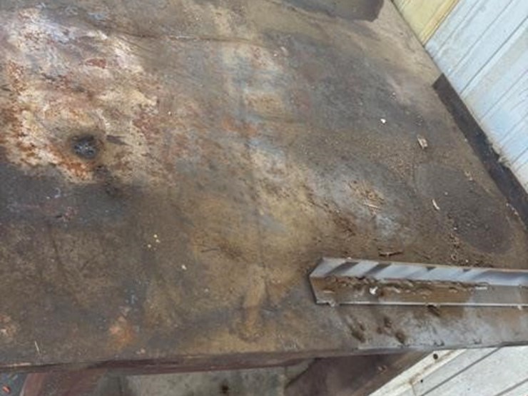 4'x8'-metal-work-table-image-4