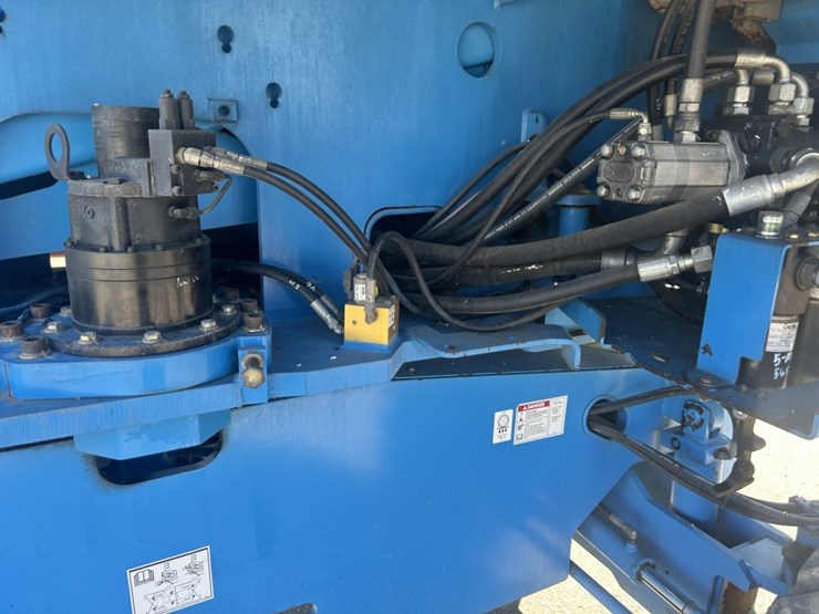 2008-genie-s60-image-25
