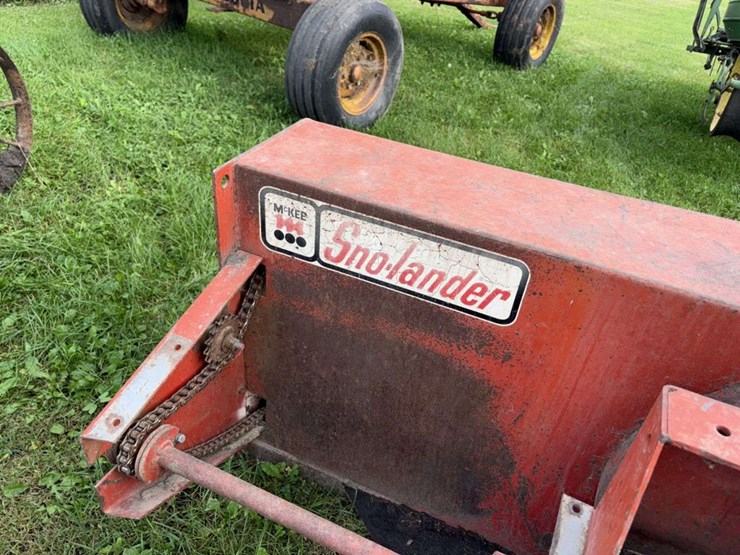 mckee-sno-lander-snowblower,-3pt,-540-pto,-hyd-turn-spout,-*must-be-removed-in-10-days-after-auction-image-8
