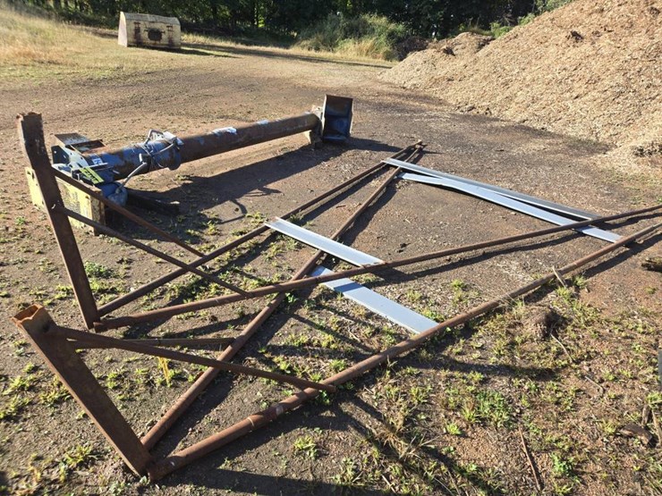 #2768-•-misc.-steel-frame-image-2