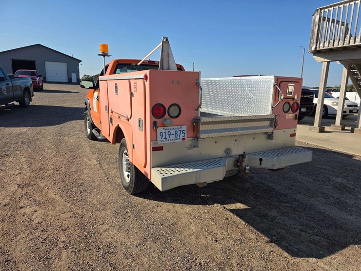2006-chevrolet-2500hd-image-15