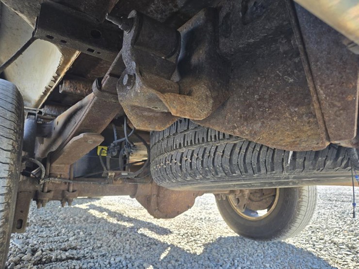 2010-ford-f150-image-19