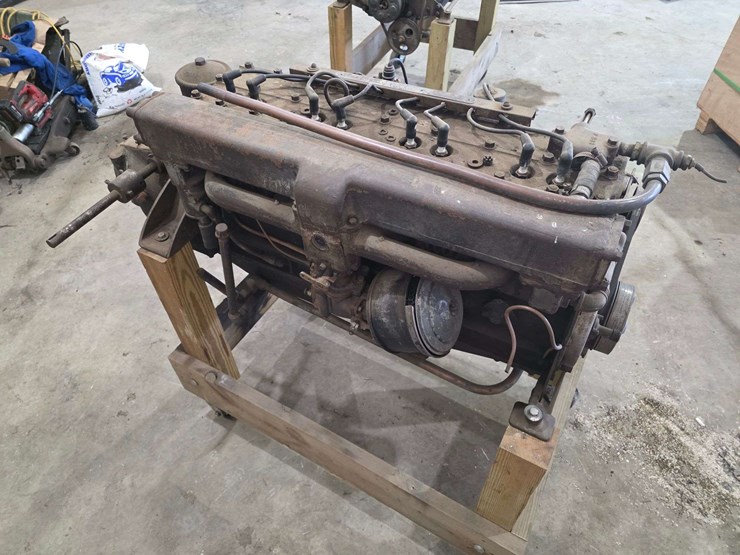 late-model-pontiac-inline-8-engine-converted-to-marine-use-by-kermath,-loose-and-in-excellent-condit-image-6