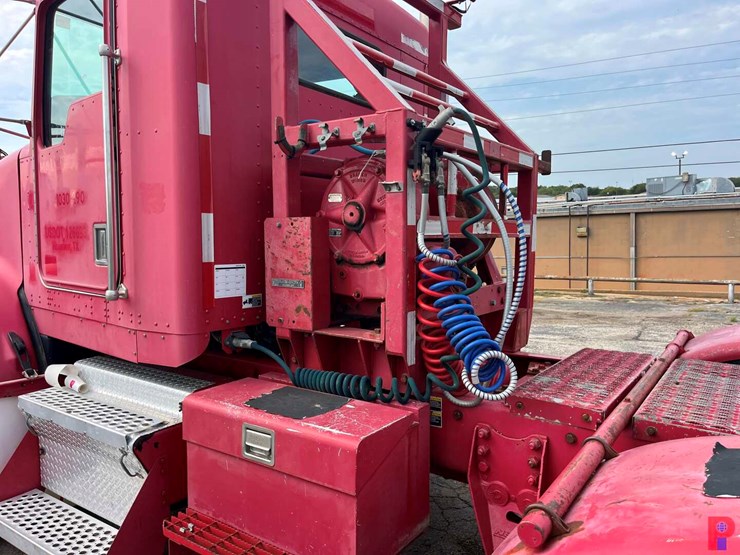 2001-kenworth-t800-image-5