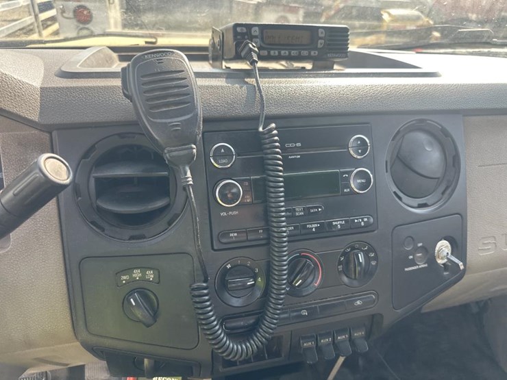 2010-ford-f250-image-27