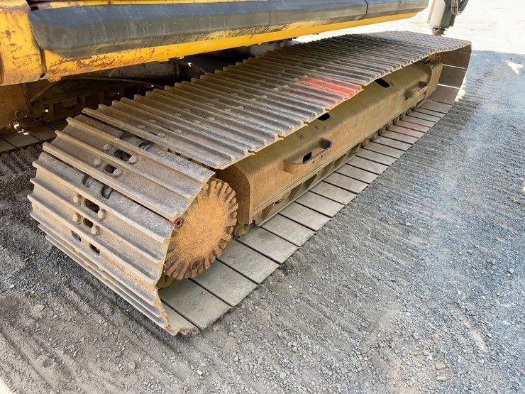2004-caterpillar-320cl-hydraulic-drill-rig-image-21