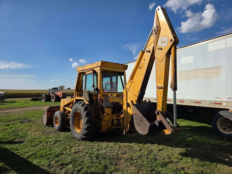 john-deere-510-image-2
