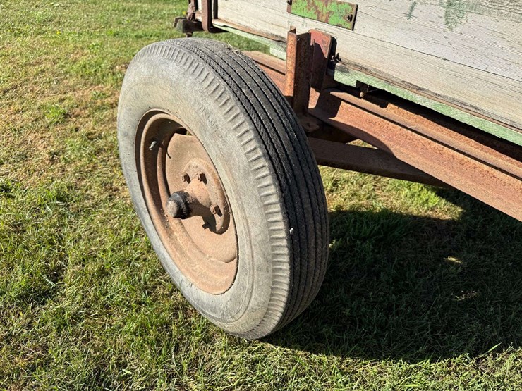 old-wooden-flairbox-trailer-image-9