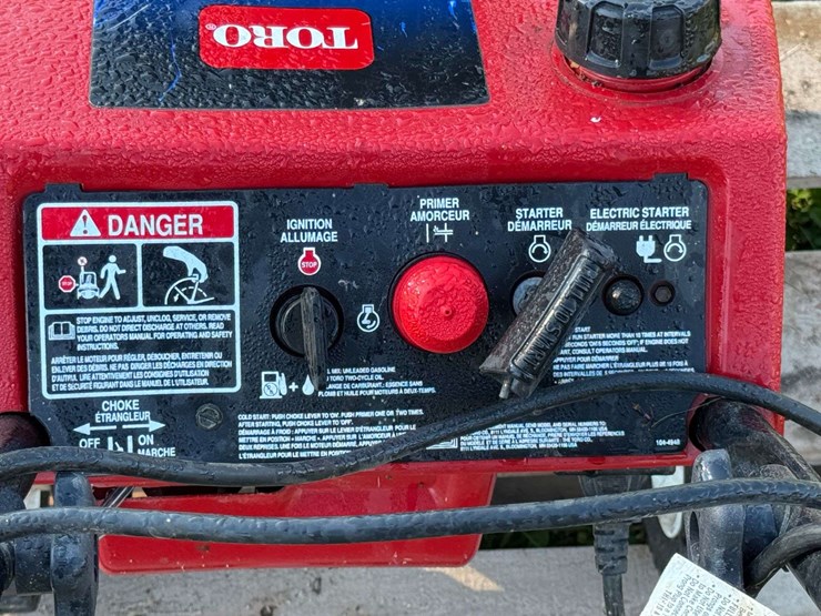 toro-power-light,-16”-snow-thrower,-runs-per-seller-image-4
