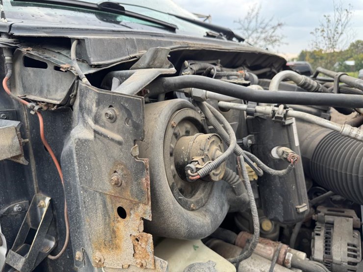 2003-ford-f650-image-54