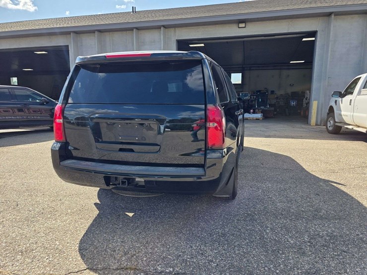 2019-chevrolet-tahoe-image-11