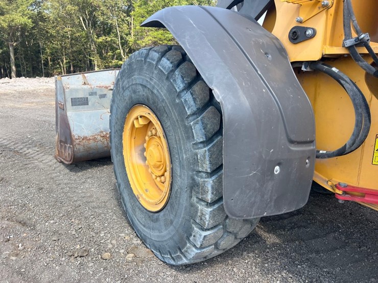 2019-volvo-l70h-image-27