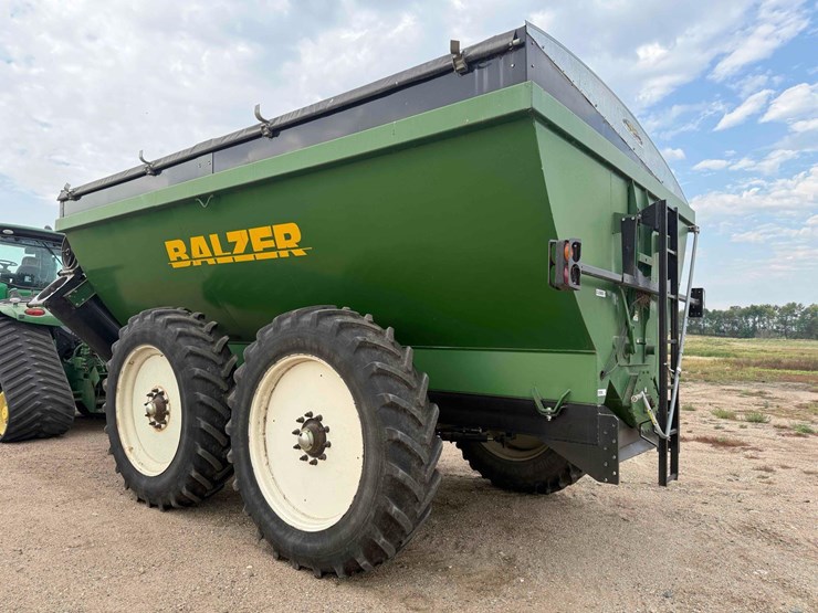 balzer-grain-cart-image-3