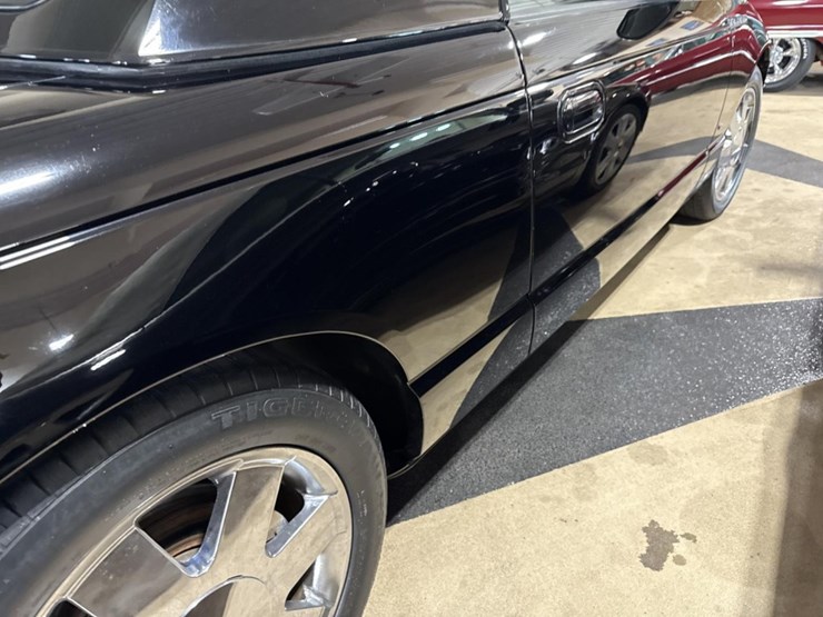 #1392-•-2003-ford-thunderbird-convertible-car-image-19