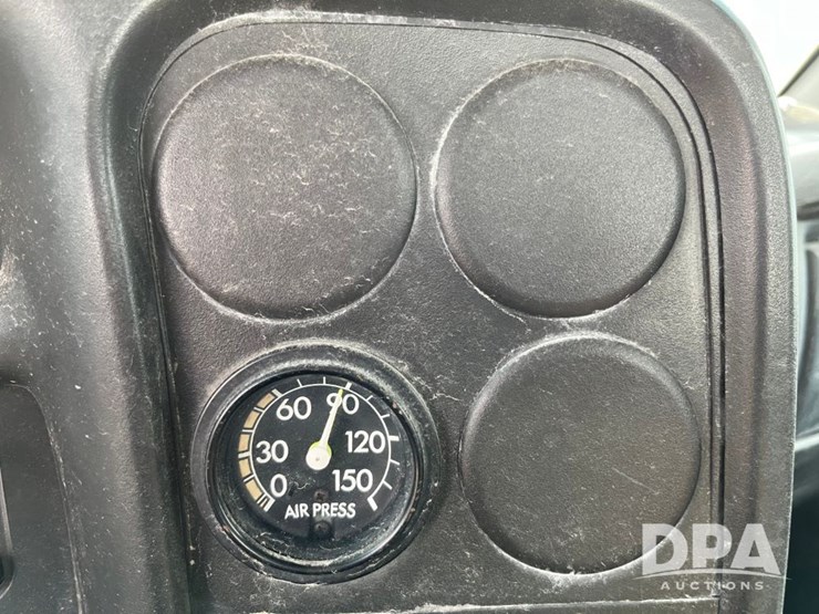 2005-chevrolet-c8500-cab/chassis-(jn0785,-unit-98847)-image-63