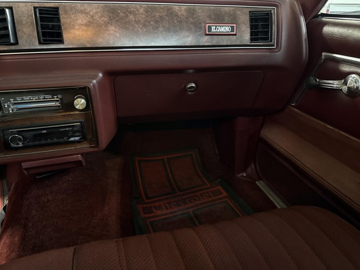 #1391-•-1983-chevrolet-el-camino-car-image-39