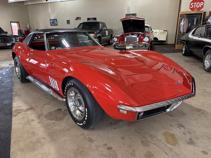 #1390-•-1969-chevrolet-corvette-stingray-car-image-7
