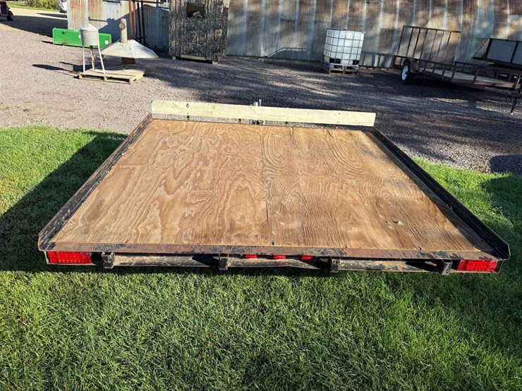 tilt-bed-snowmobile-trailer,-8’x8’,-no-title-image-5
