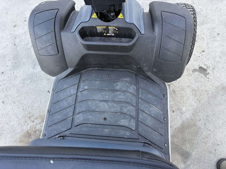 2021-pride-wrangler-model-mv600-outdoor-mobility-scooter,-adjustable-speed-limit,-up-to-9-mph,-adjus-image-17