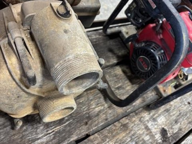 briggs-&-stratton-3"-water-pump-image-3
