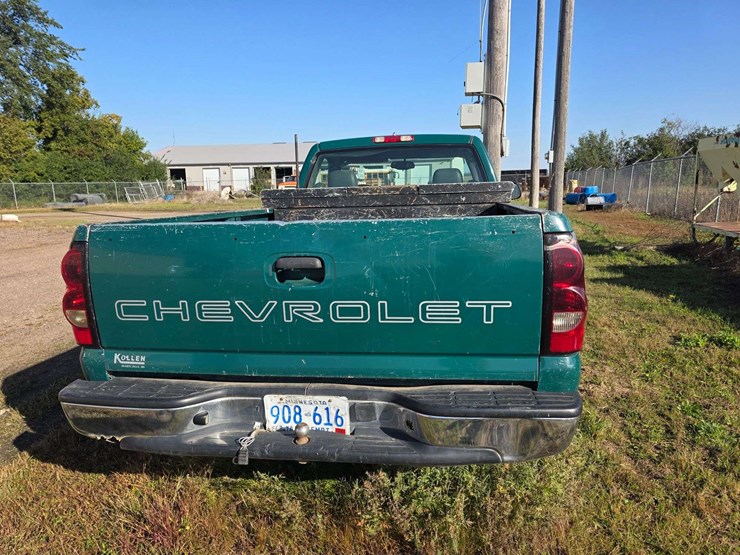2005-chevrolet-1500-image-8