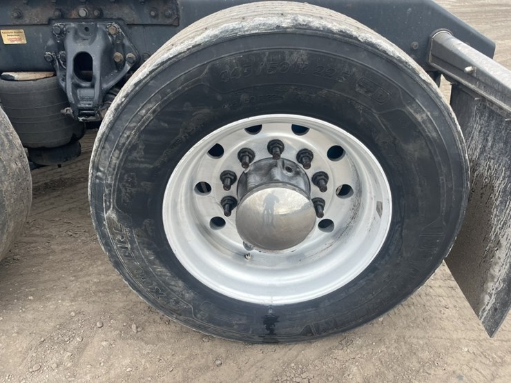2020-kenworth-t680-image-143