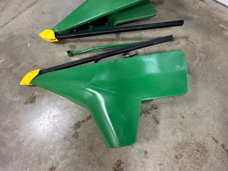 john-deere-635fd-platform-end-snouts-(ed4811)-image-3